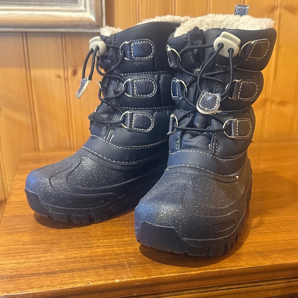 Kids' Black Snow Boots with Faux Fur Lining